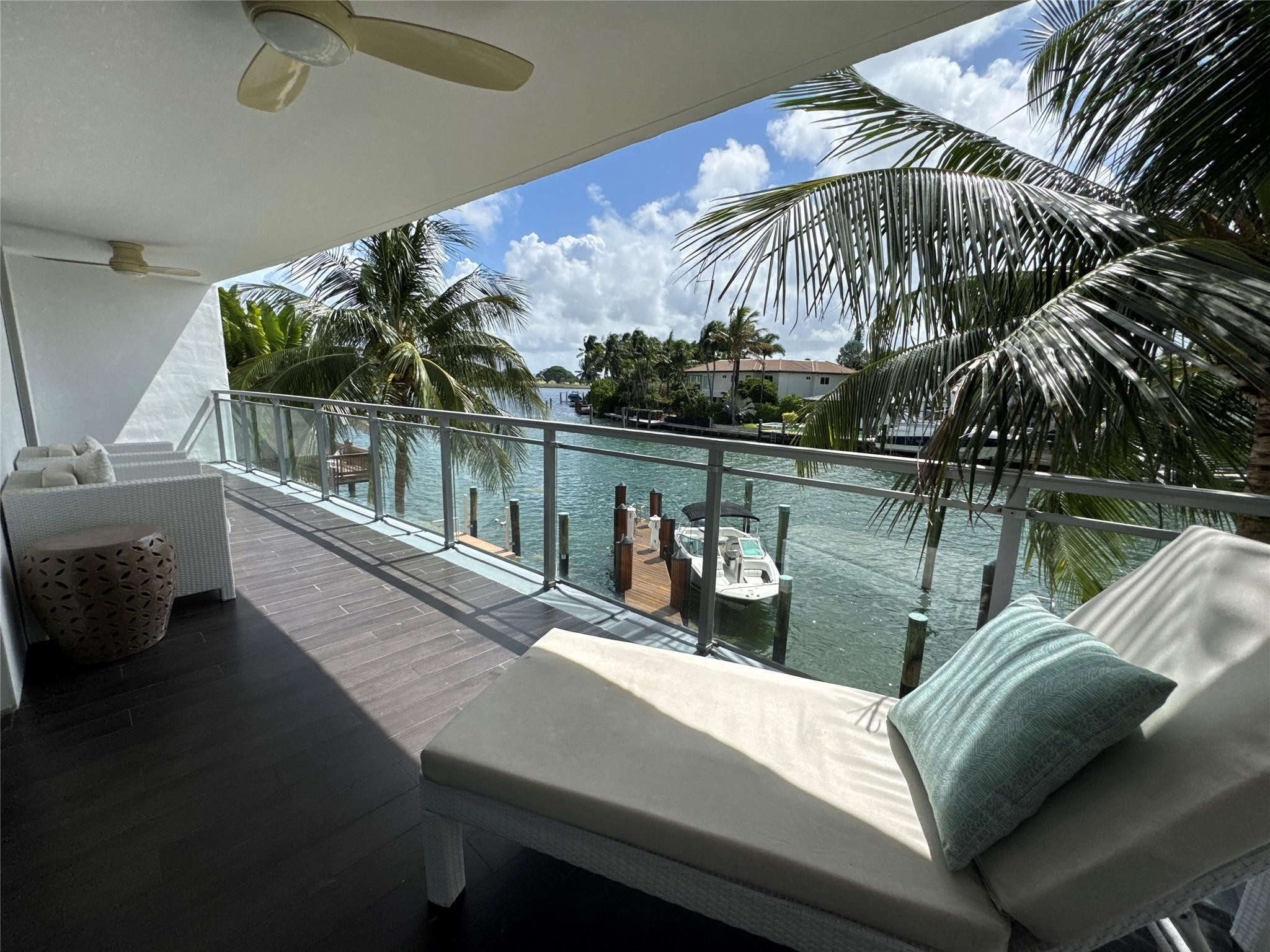 9400 W Bay Hbr #202 Bay Harbor Islands, FL 33154