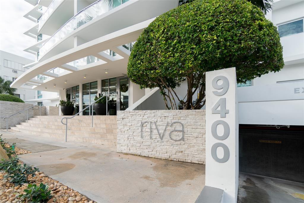 9400 W Bay Hbr #202 Bay Harbor Islands, FL 33154