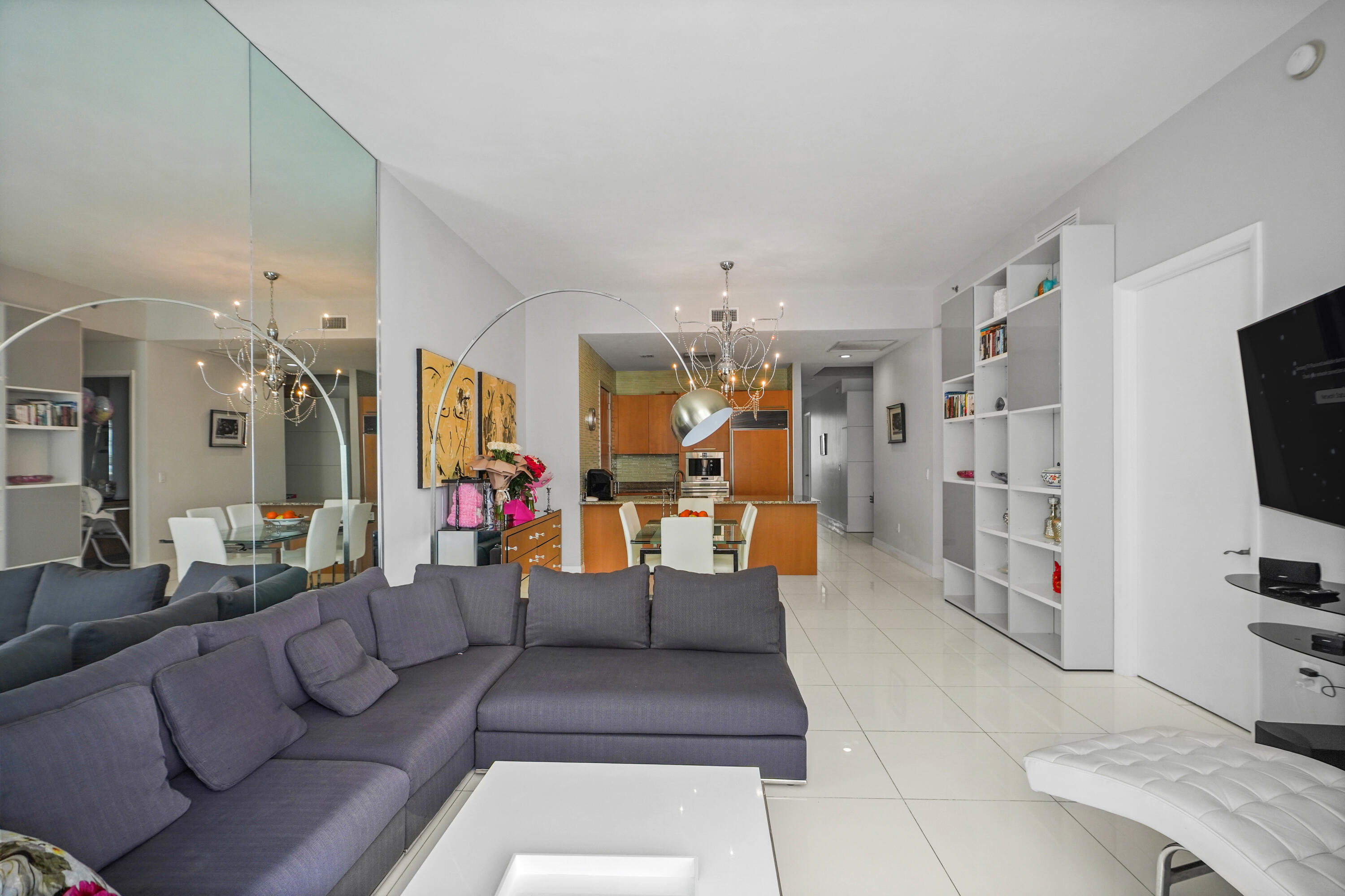 15901 Collins #3902 Sunny Isles Beach, FL 33160