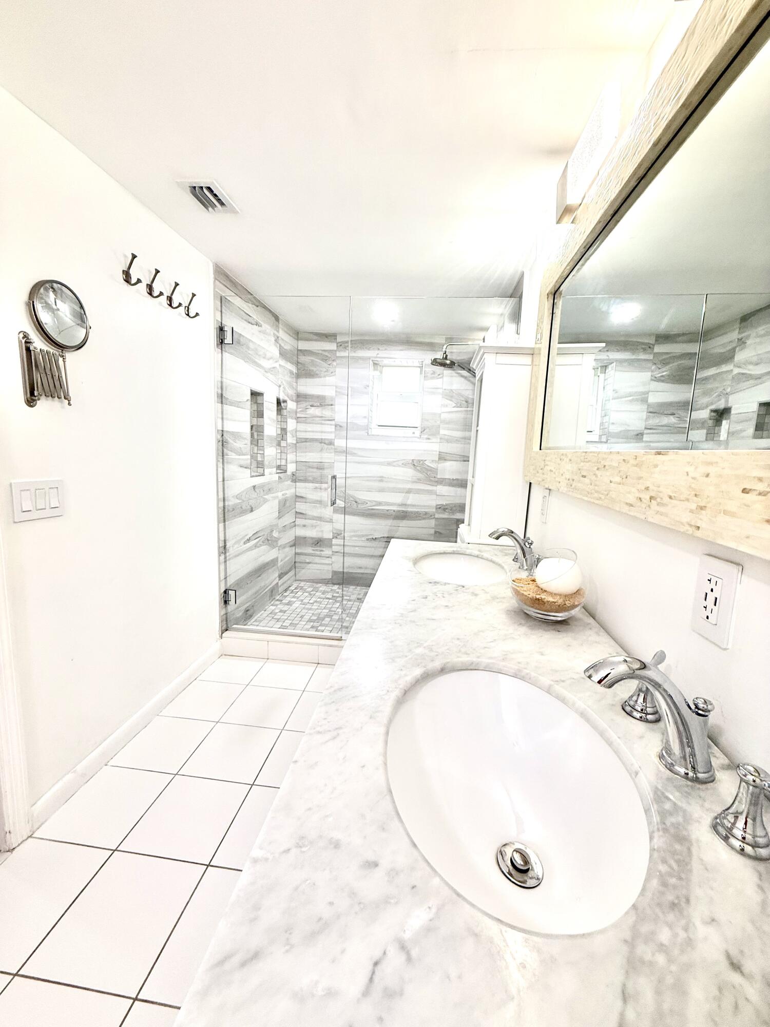 1216 SE 1st Fort Lauderdale, FL 33301