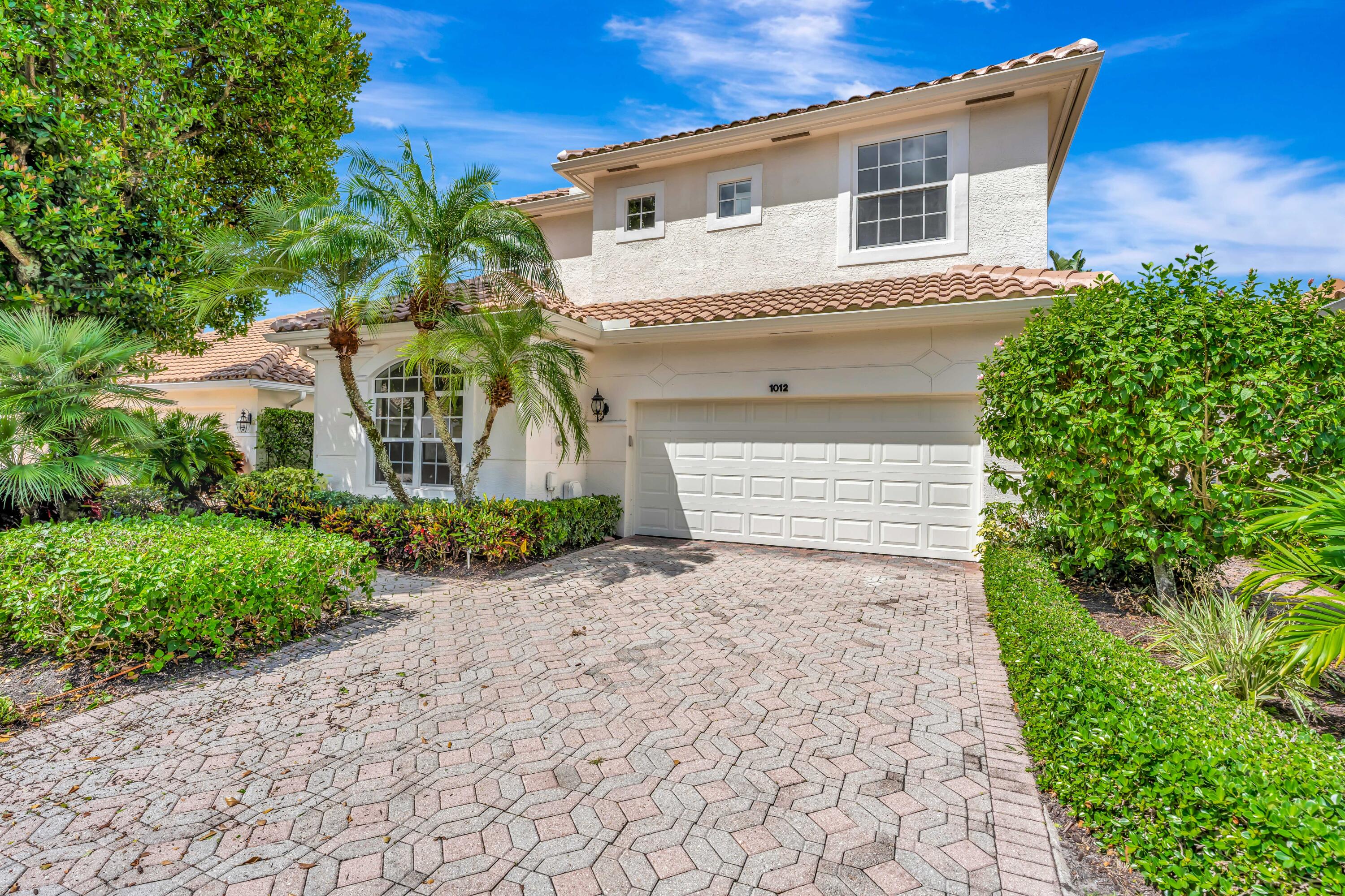 1012 Diamond Head Palm Beach Gardens, FL 33418