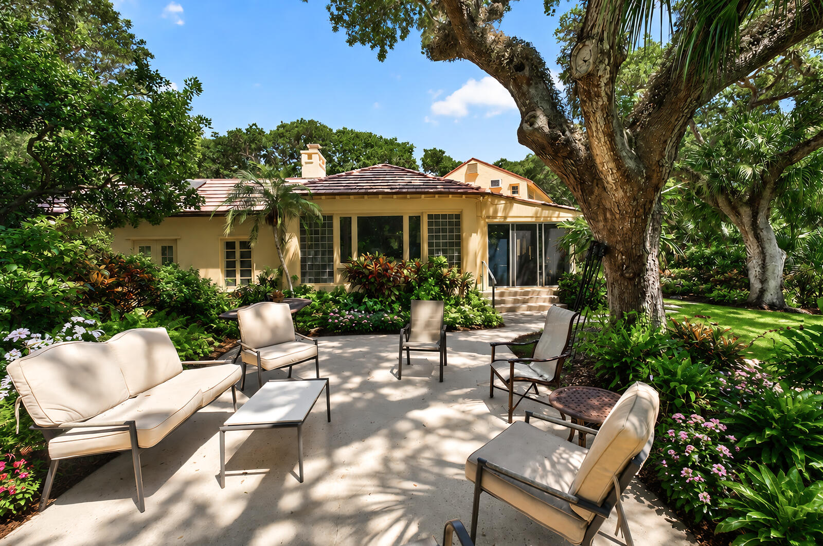 940 Sandfly Vero Beach, FL 32963