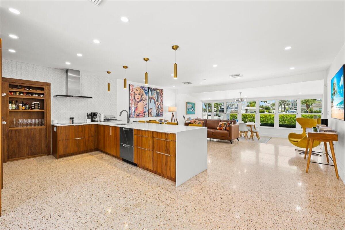 1322 Cordova Rd Fort Lauderdale, FL 33316