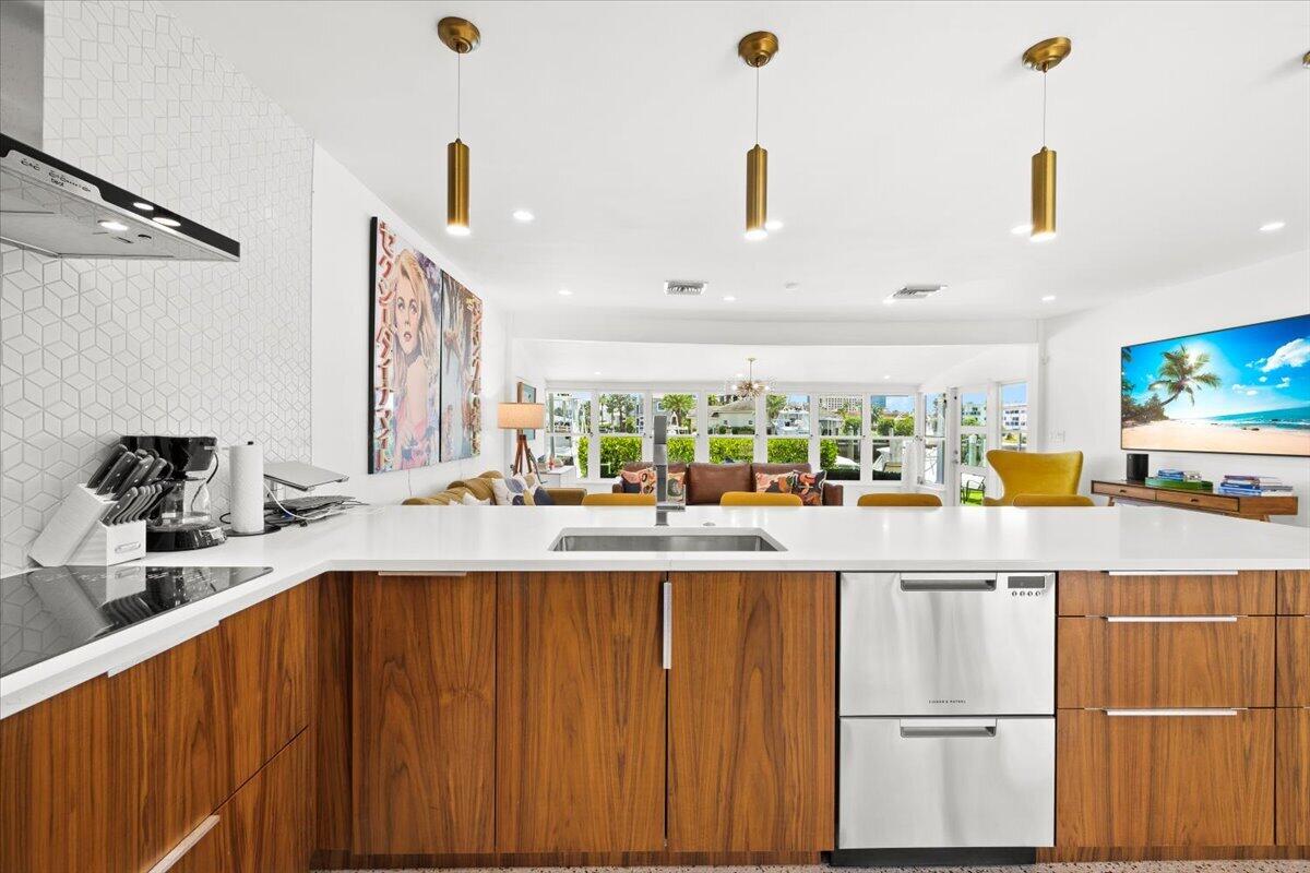 1322 Cordova Rd Fort Lauderdale, FL 33316