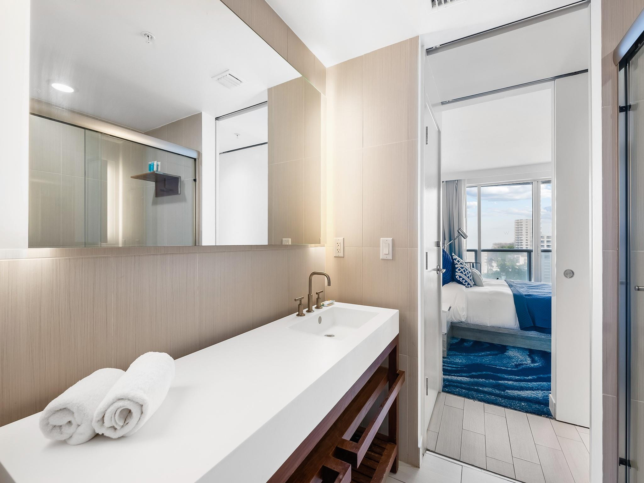 3101 Bayshore Dr #1008 Fort Lauderdale, FL 33304
