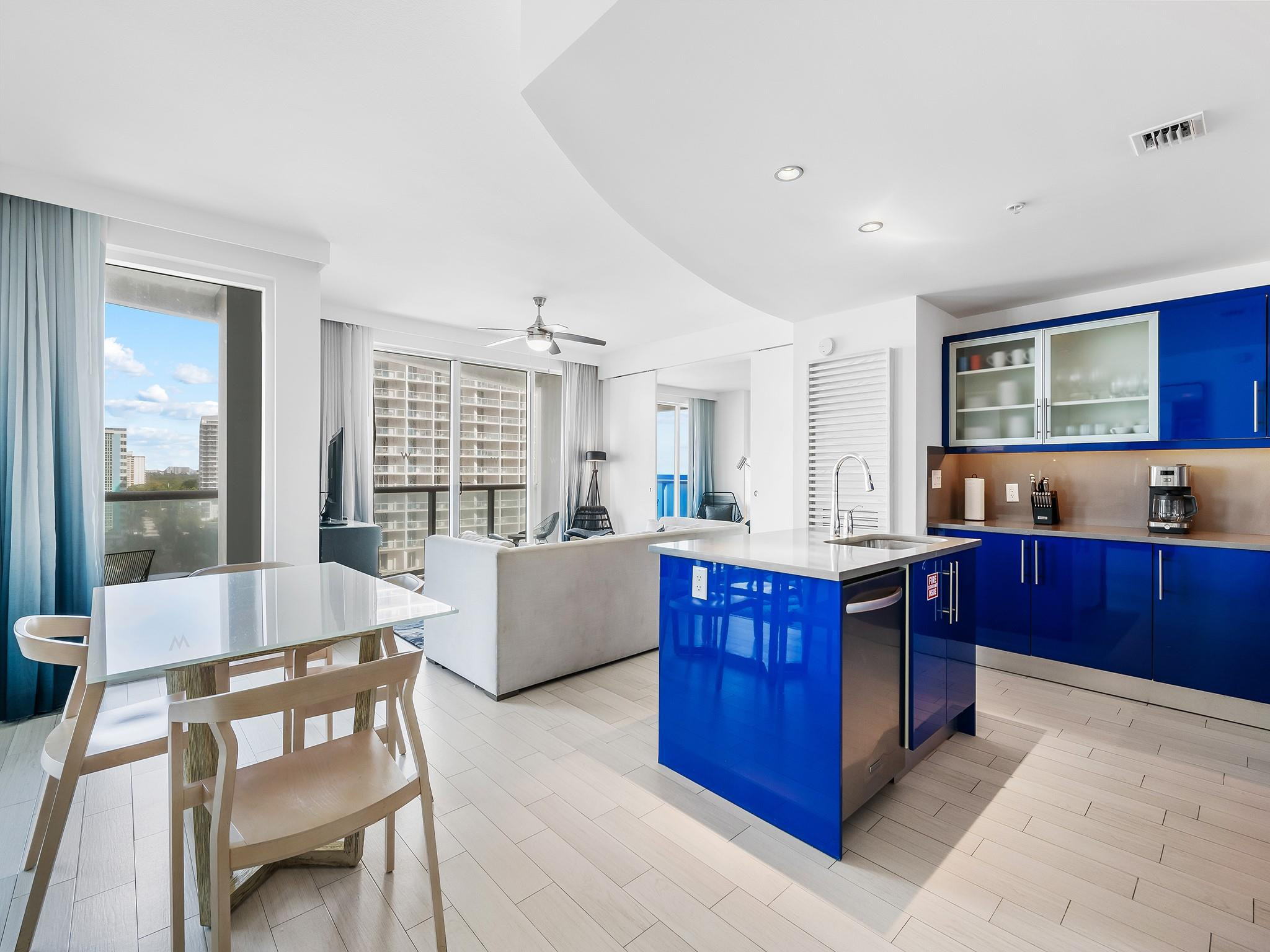 3101 Bayshore Dr #1008 Fort Lauderdale, FL 33304