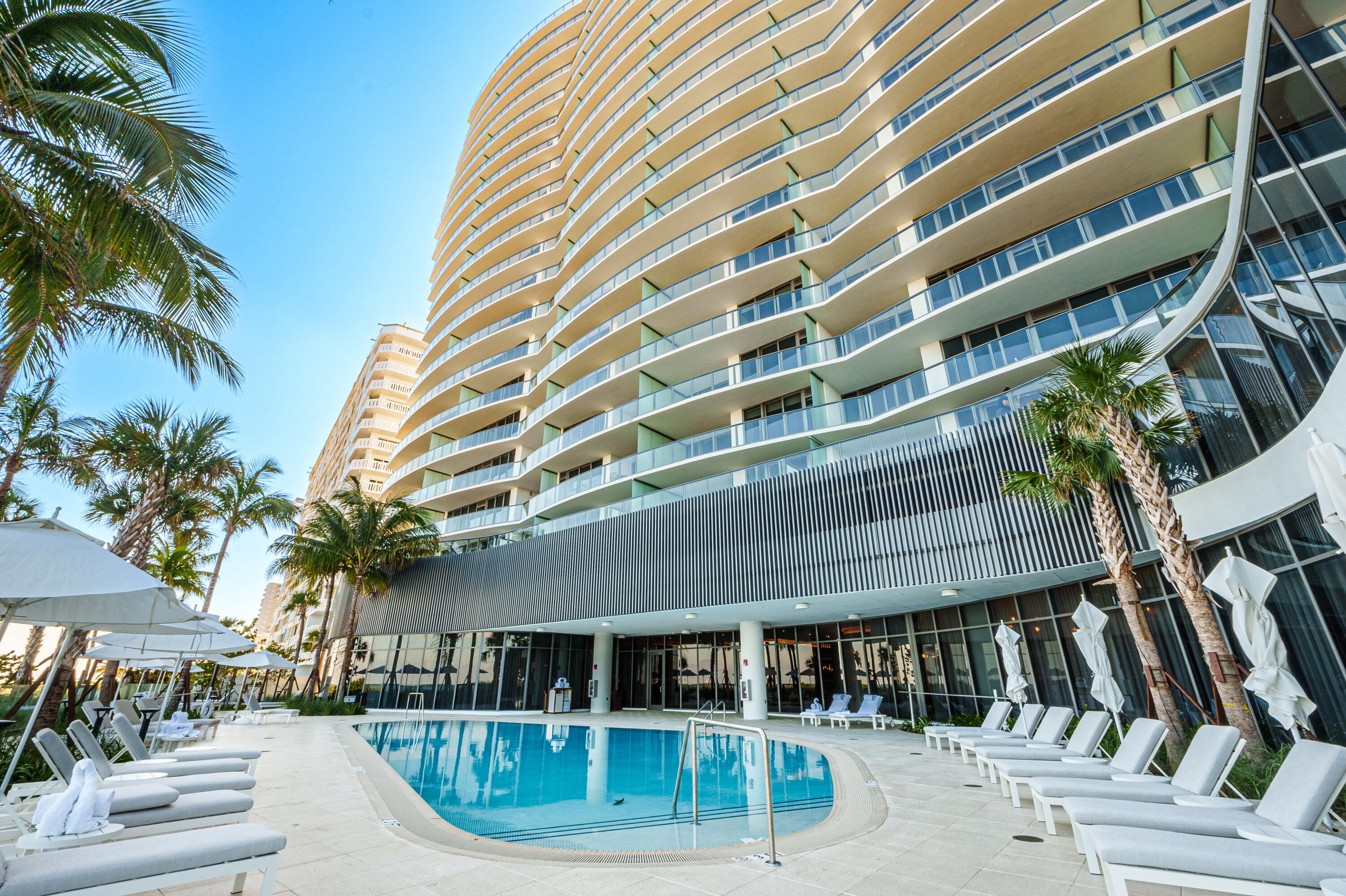 1116 N Ocean Blvd #1601 Pompano Beach, FL 33062