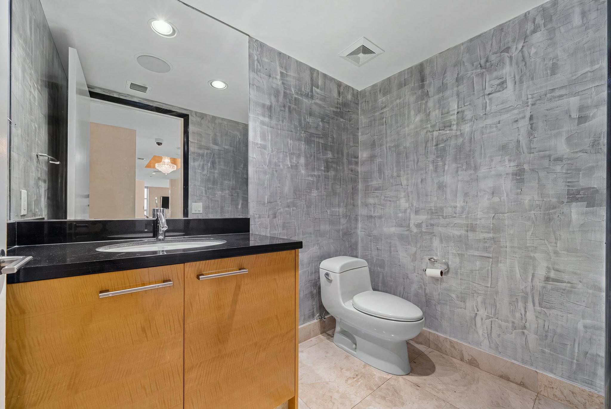 101 S Fort Lauderdale Bch Blvd #2601 Fort Lauderdale, FL 33316