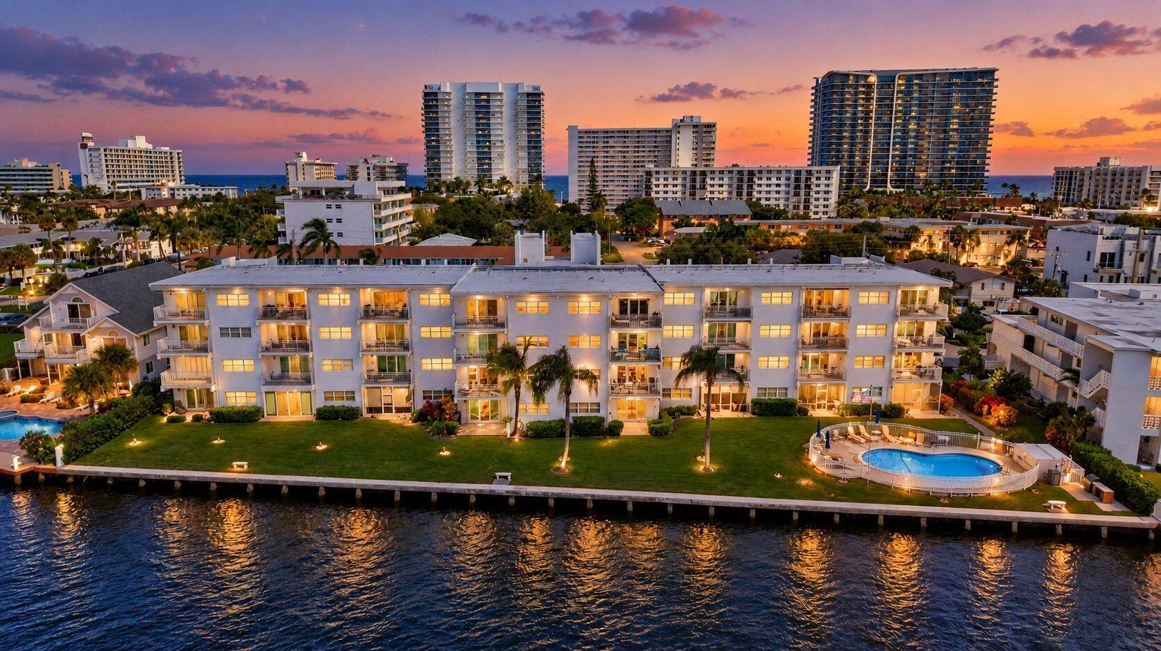 1111 N Riverside Dr #401