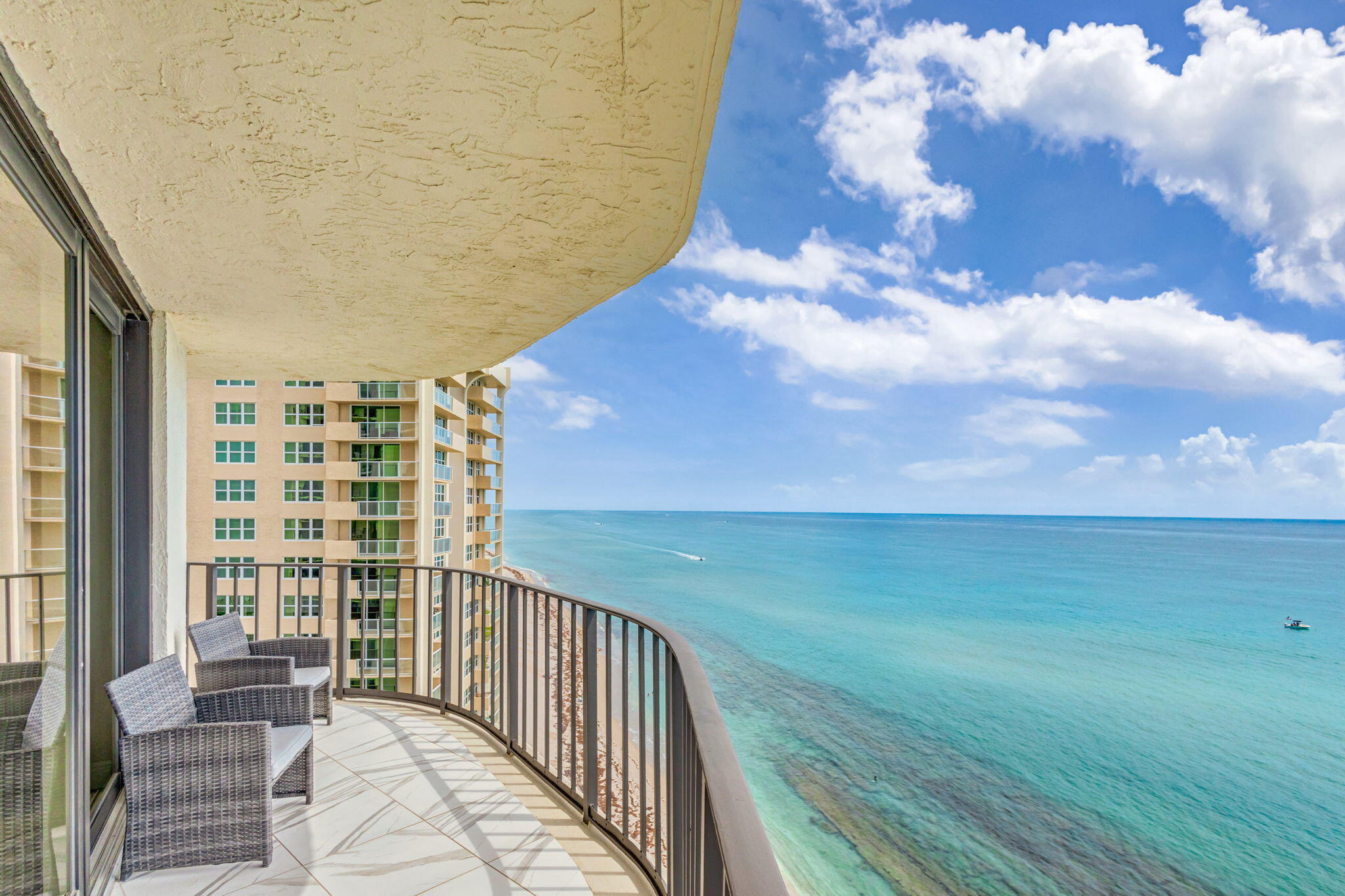 5420 N Ocean Dr #1401
