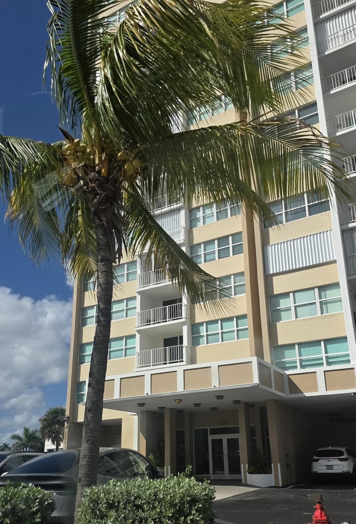 1410 S Ocean Dr #804
