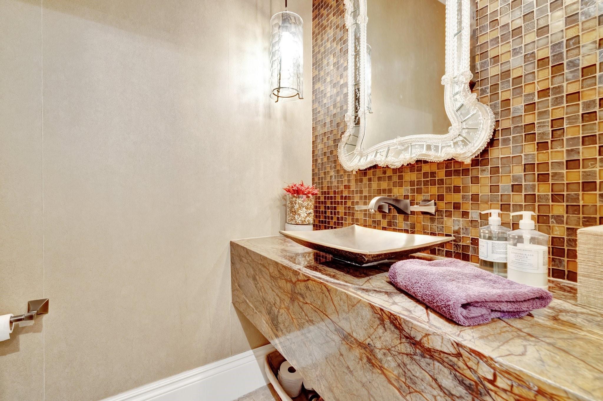 815 Idlewyld Dr Fort Lauderdale, FL 33301 815 Idlewyld Dr Fort Lauderdale, FL 33301