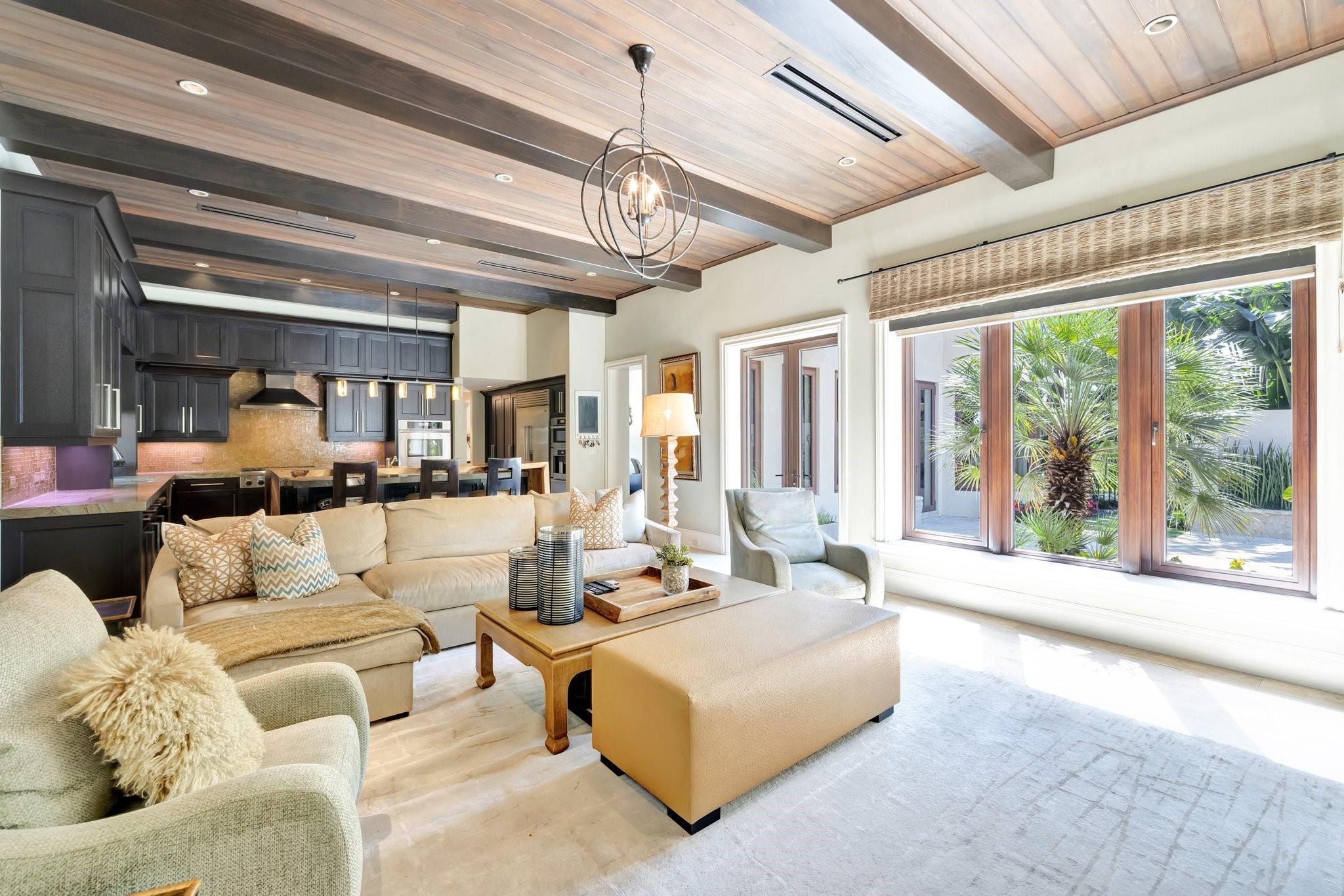 815 Idlewyld Dr Fort Lauderdale, FL 33301 815 Idlewyld Dr Fort Lauderdale, FL 33301