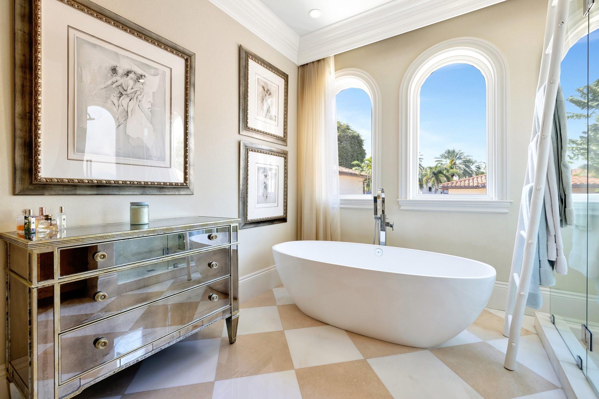 815 Idlewyld Dr Fort Lauderdale, FL 33301 815 Idlewyld Dr Fort Lauderdale, FL 33301