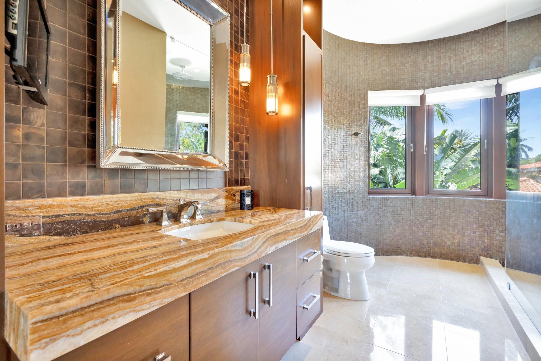 815 Idlewyld Dr Fort Lauderdale, FL 33301 815 Idlewyld Dr Fort Lauderdale, FL 33301