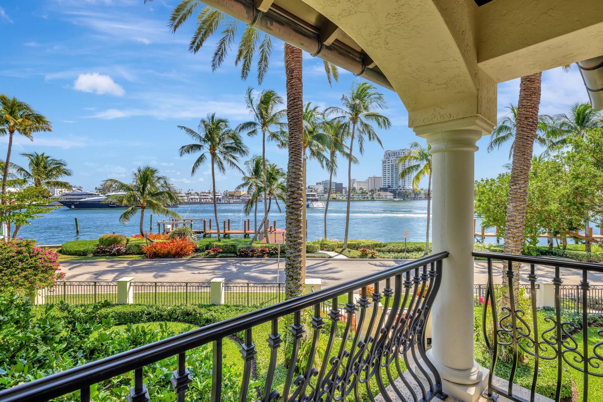 815 Idlewyld Dr Fort Lauderdale, FL 33301 815 Idlewyld Dr Fort Lauderdale, FL 33301