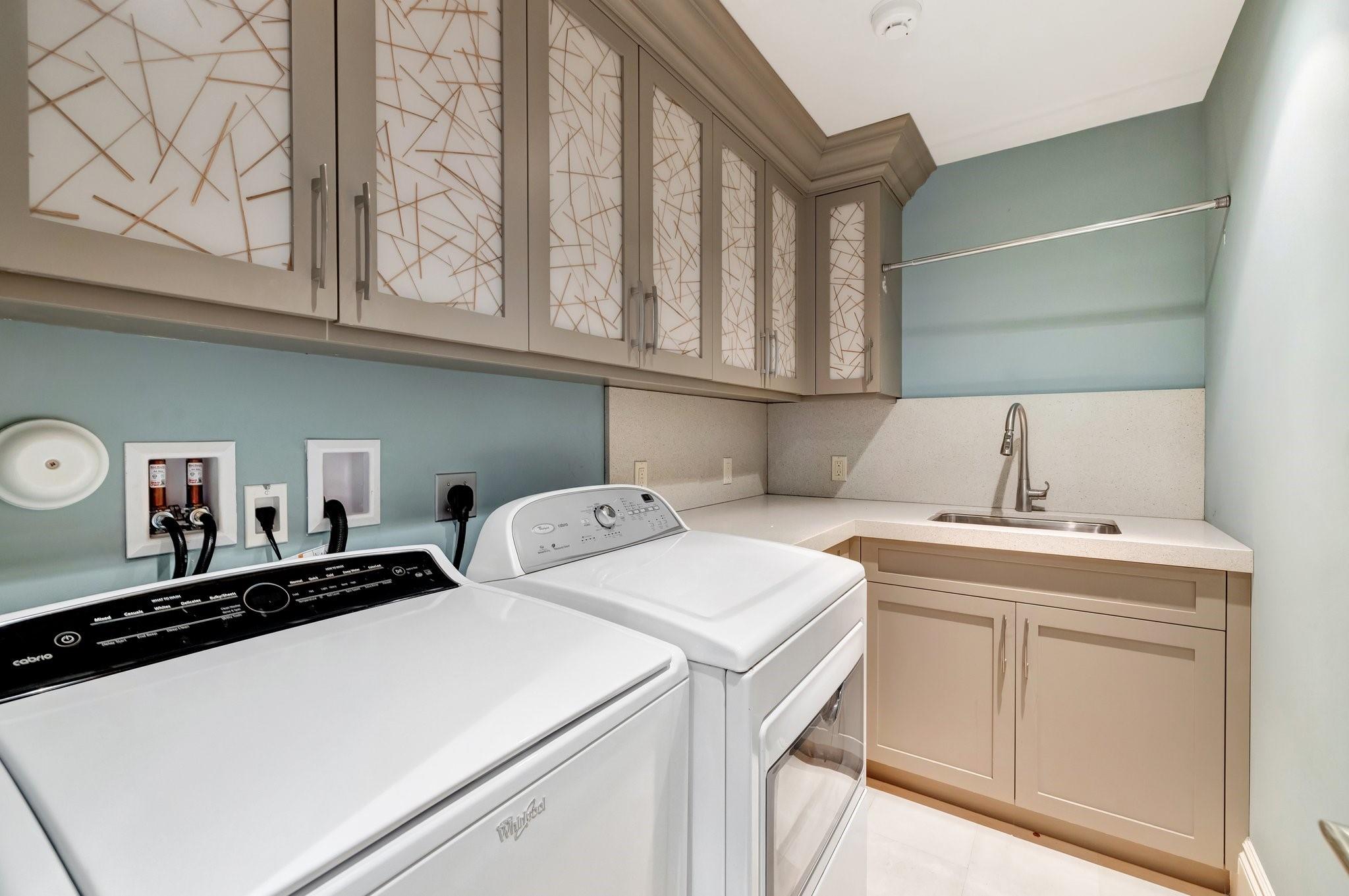 815 Idlewyld Dr Fort Lauderdale, FL 33301 815 Idlewyld Dr Fort Lauderdale, FL 33301