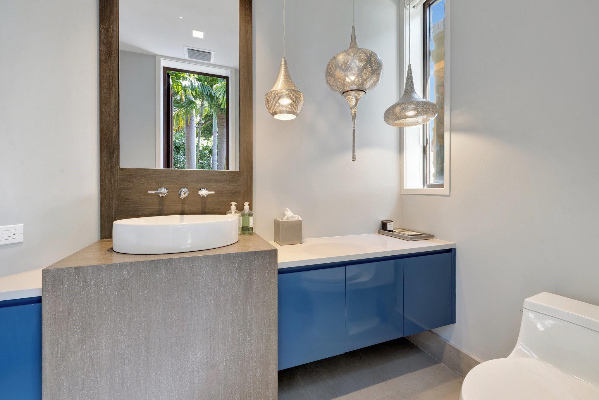 815 Idlewyld Dr Fort Lauderdale, FL 33301 815 Idlewyld Dr Fort Lauderdale, FL 33301