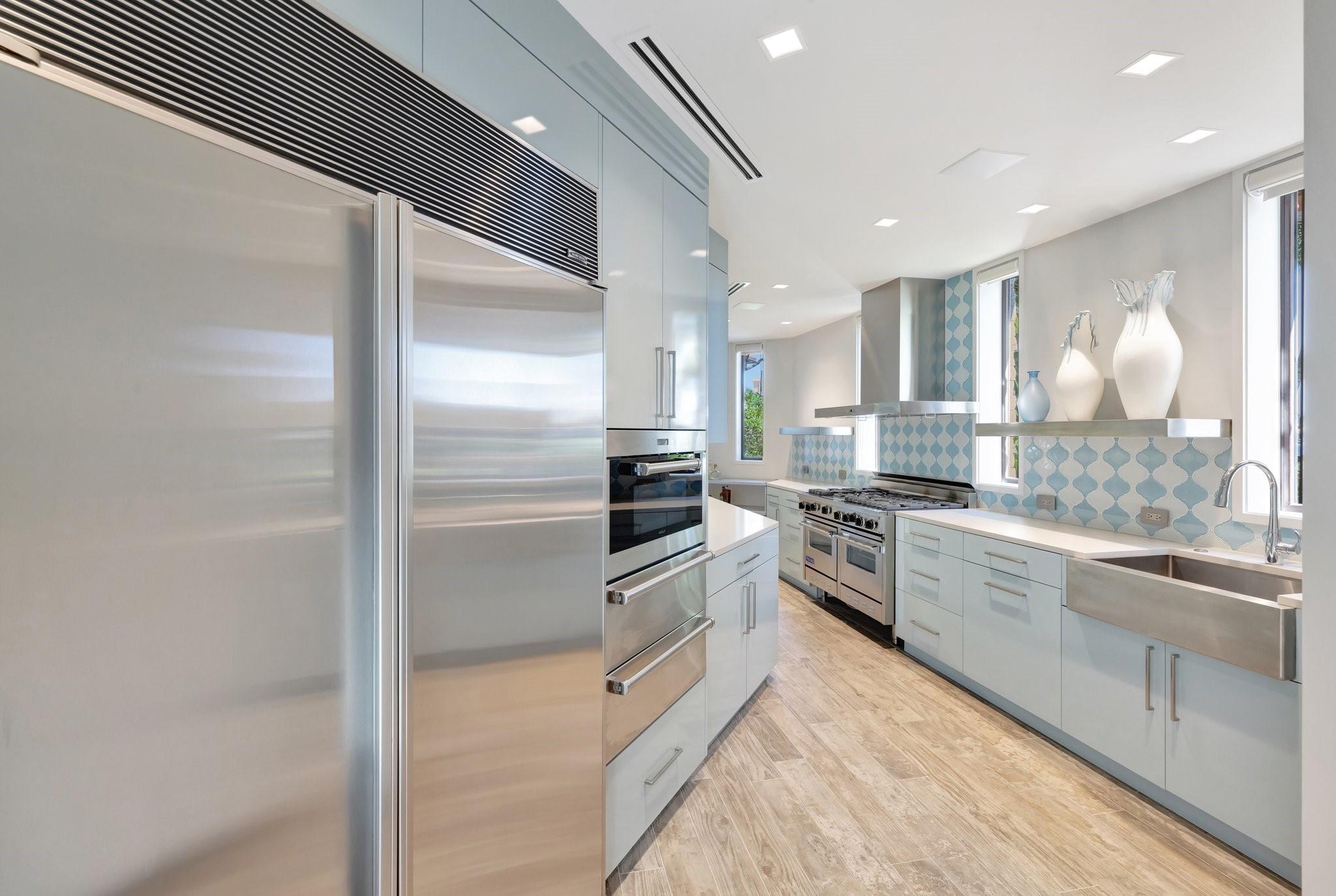 815 Idlewyld Dr Fort Lauderdale, FL 33301 815 Idlewyld Dr Fort Lauderdale, FL 33301