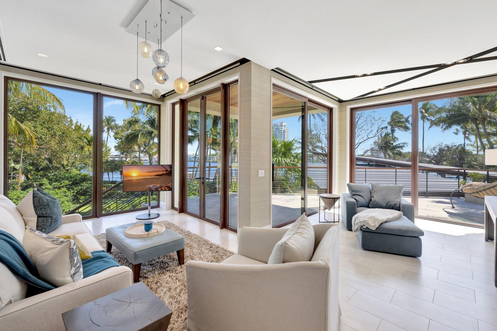 815 Idlewyld Dr Fort Lauderdale, FL 33301 815 Idlewyld Dr Fort Lauderdale, FL 33301