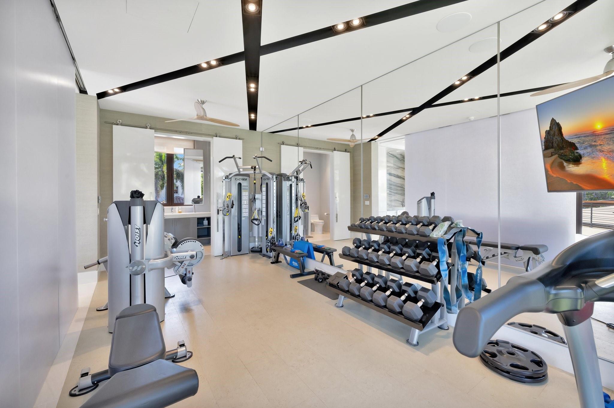 815 Idlewyld Dr Fort Lauderdale, FL 33301 815 Idlewyld Dr Fort Lauderdale, FL 33301