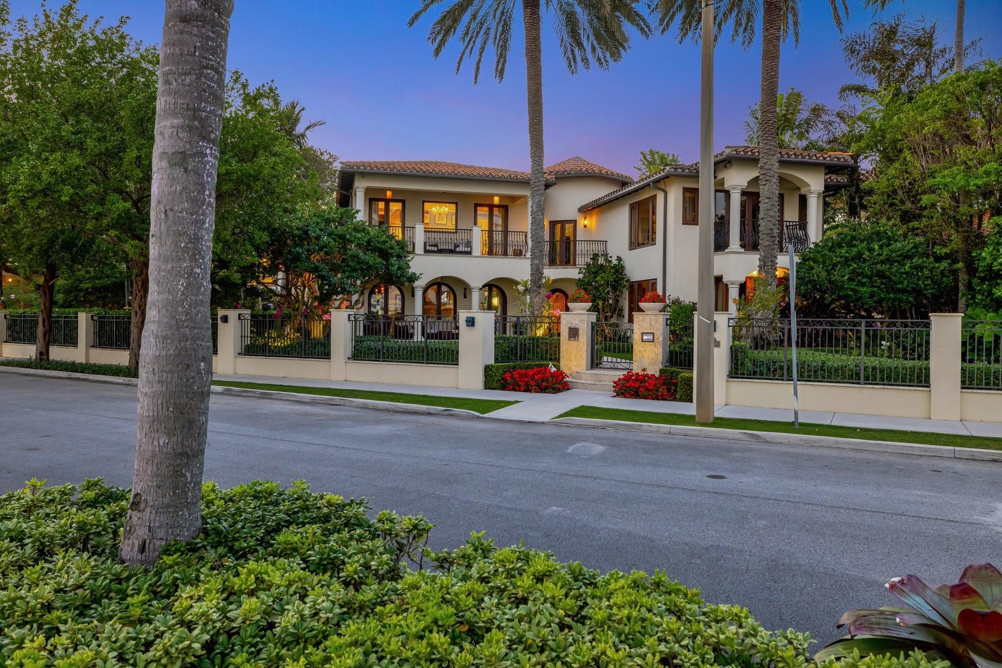 815 Idlewyld Dr Fort Lauderdale, FL 33301 815 Idlewyld Dr Fort Lauderdale, FL 33301