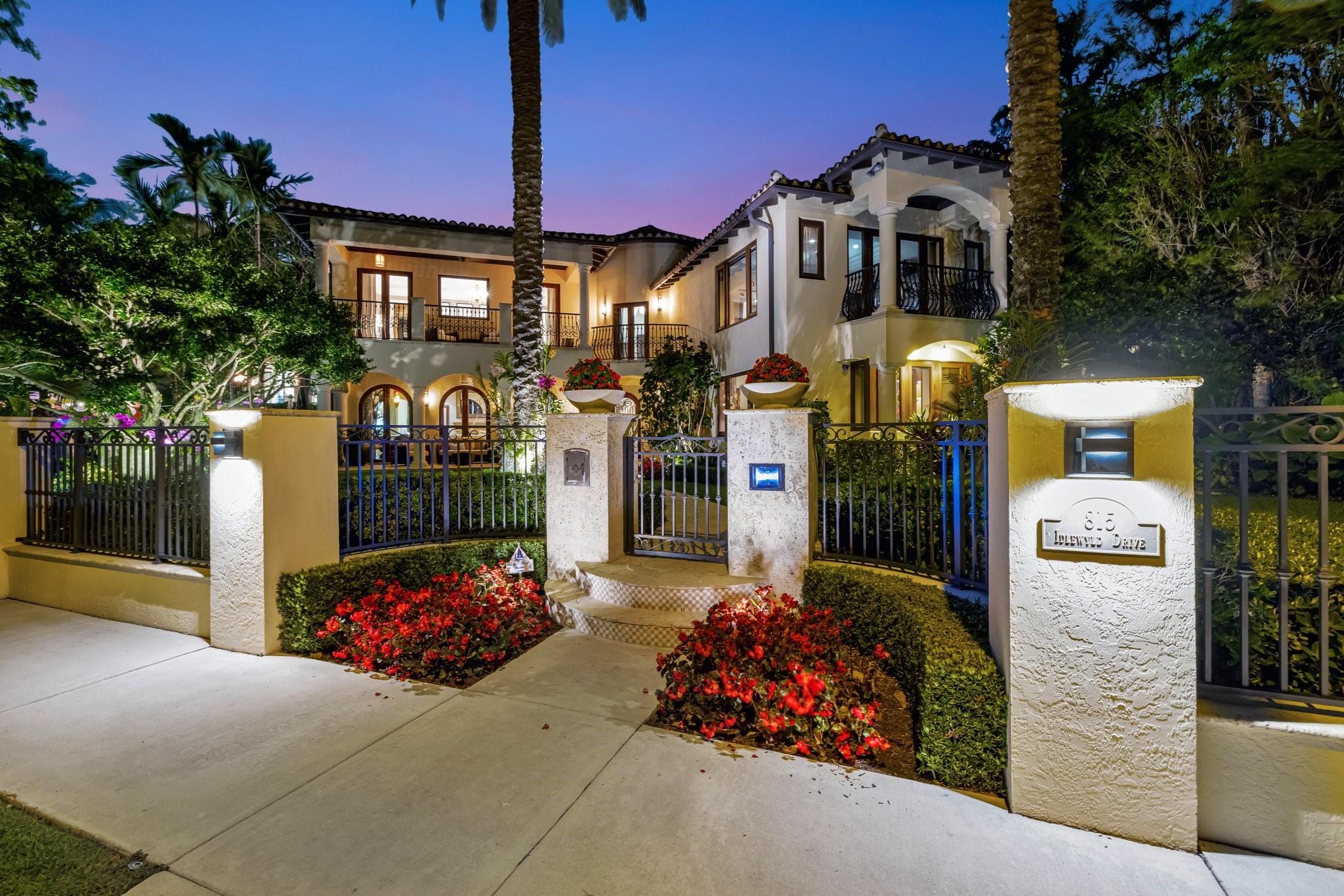 815 Idlewyld Dr Fort Lauderdale, FL 33301 815 Idlewyld Dr Fort Lauderdale, FL 33301