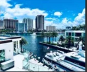 4 Pelican Dr Fort Lauderdale, FL 33301 4 Pelican Dr Fort Lauderdale, FL 33301