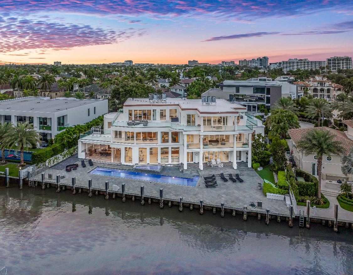 4 Pelican Dr Fort Lauderdale, FL 33301 4 Pelican Dr Fort Lauderdale, FL 33301