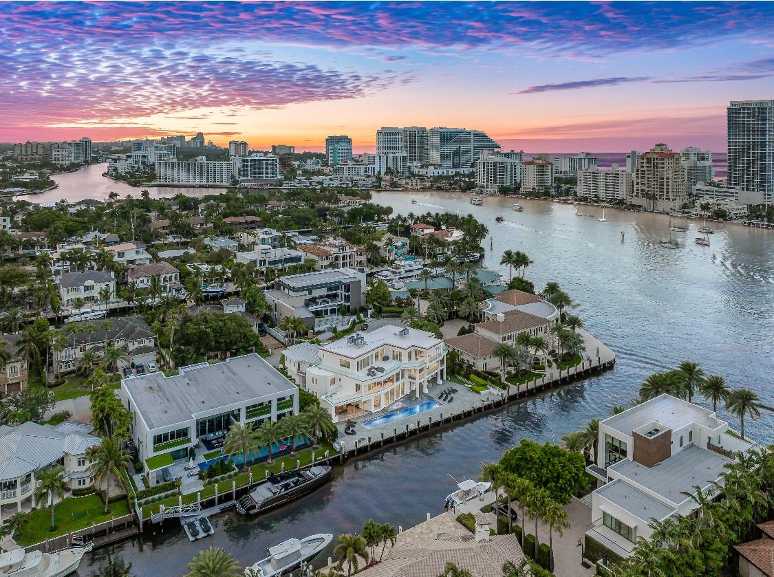 4 Pelican Dr Fort Lauderdale, FL 33301 4 Pelican Dr Fort Lauderdale, FL 33301