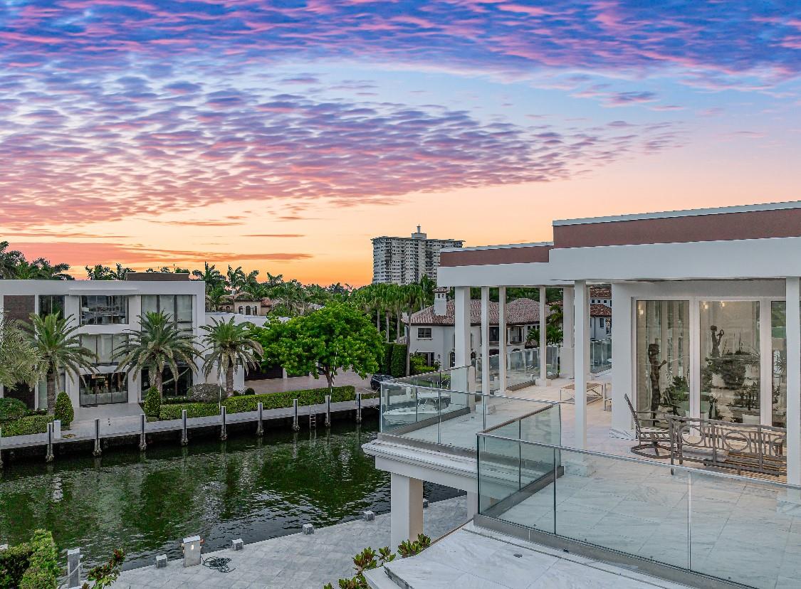 4 Pelican Dr Fort Lauderdale, FL 33301 4 Pelican Dr Fort Lauderdale, FL 33301