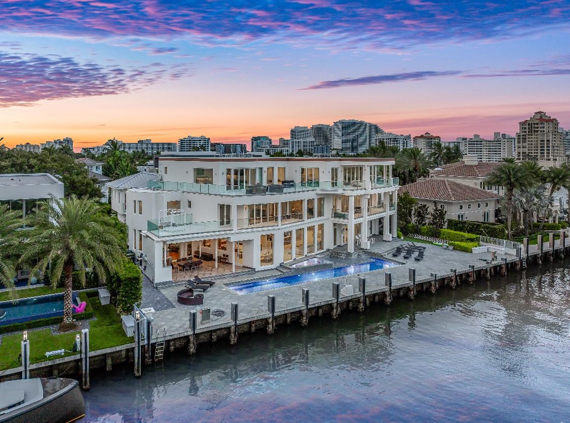 4 Pelican Dr Fort Lauderdale, FL 33301 4 Pelican Dr Fort Lauderdale, FL 33301