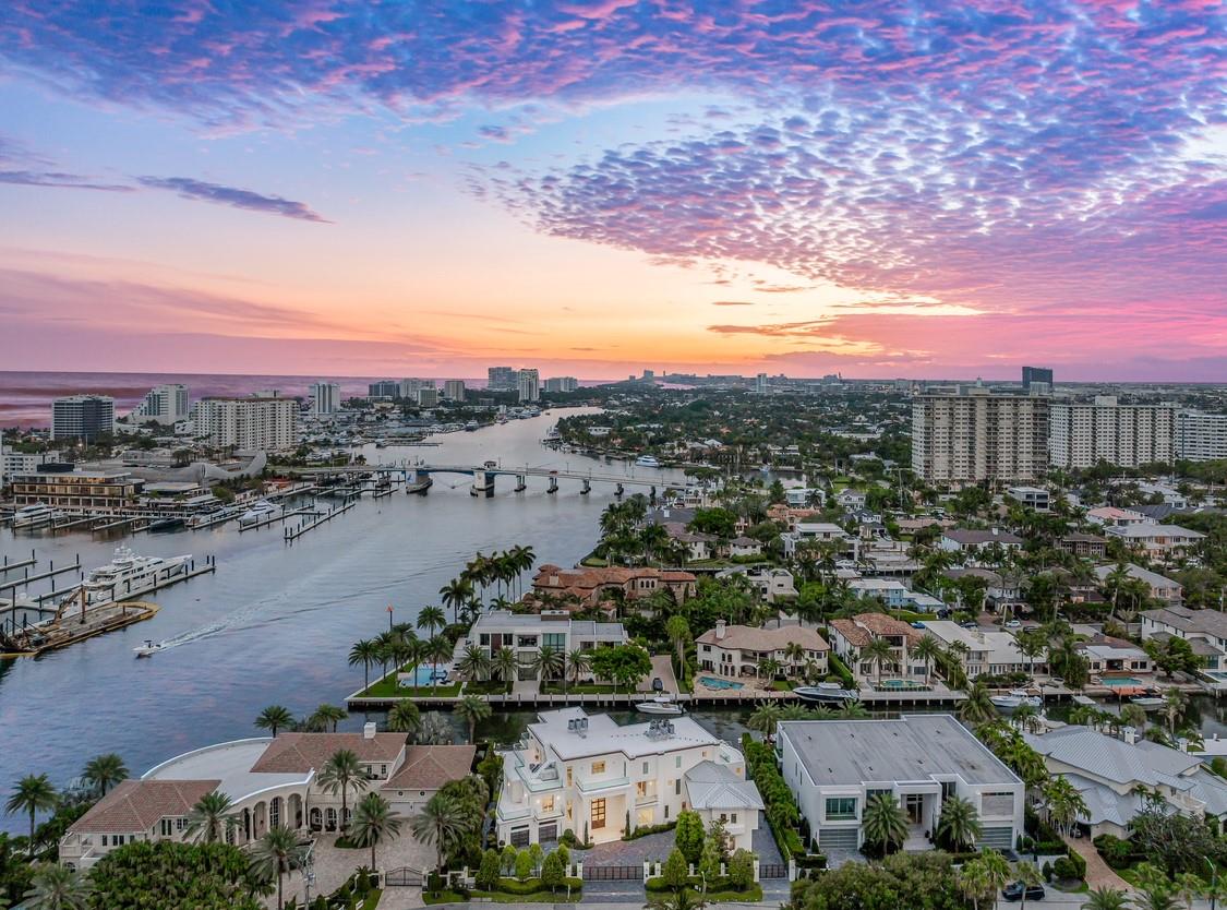 4 Pelican Dr Fort Lauderdale, FL 33301 4 Pelican Dr Fort Lauderdale, FL 33301