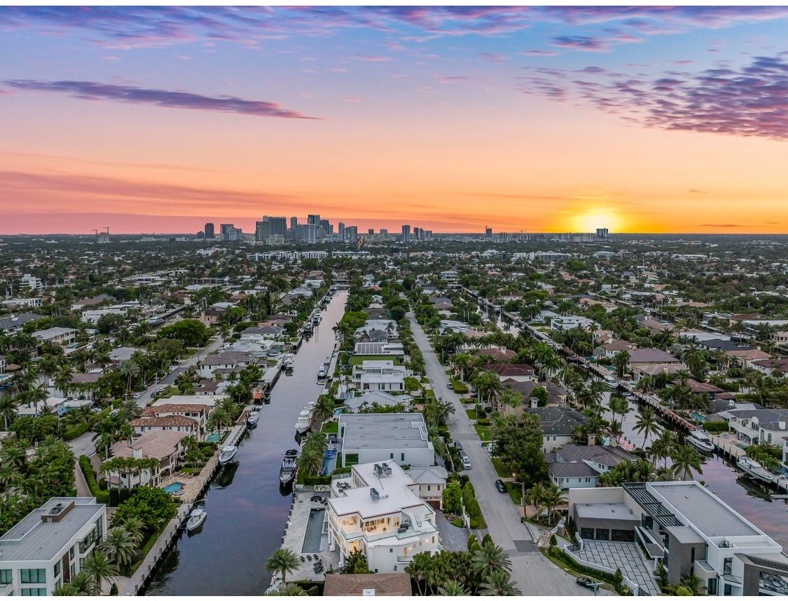 4 Pelican Dr Fort Lauderdale, FL 33301 4 Pelican Dr Fort Lauderdale, FL 33301