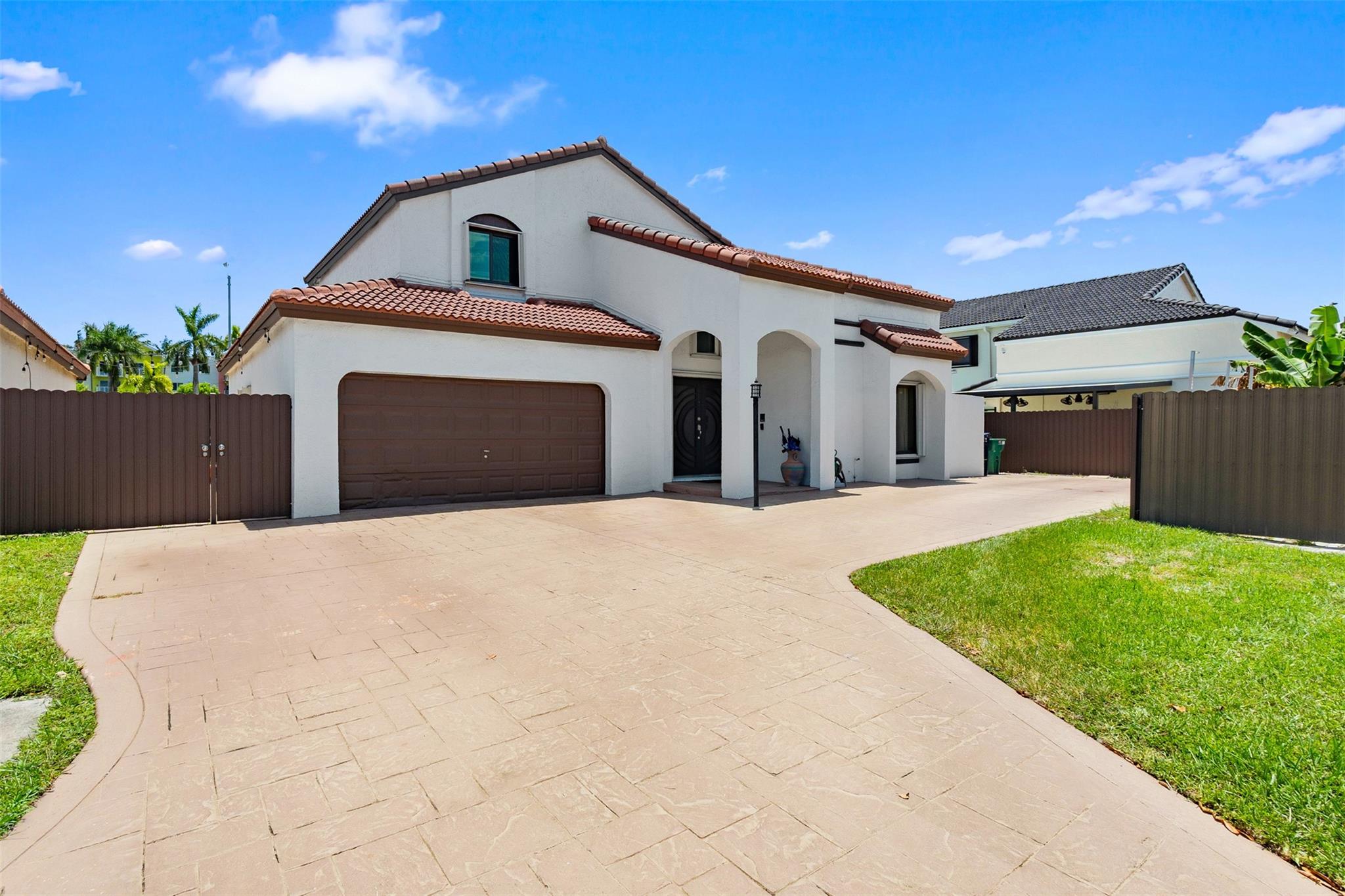 636 SW 88th Pl East