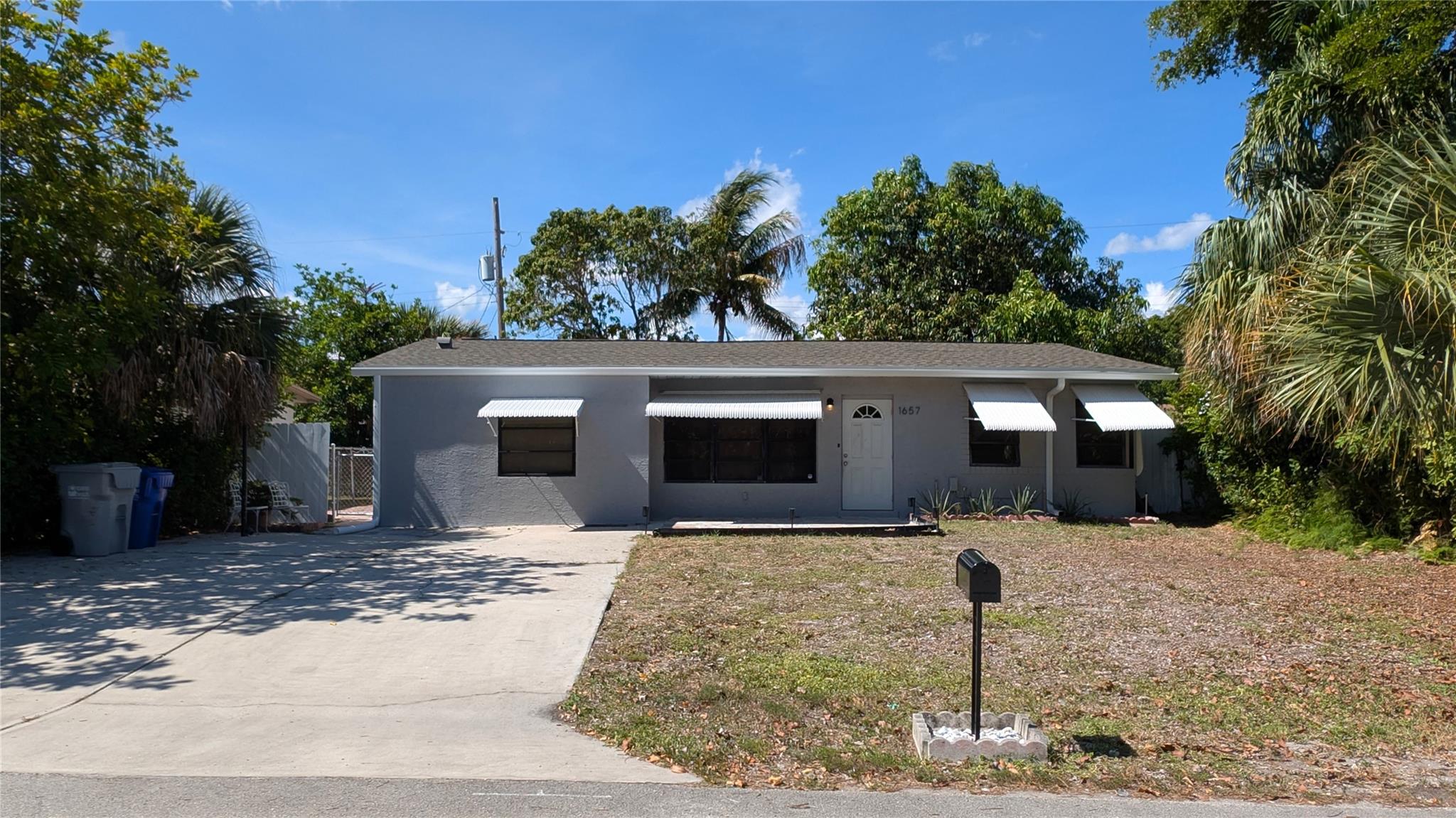 1657 NE 28th Ct