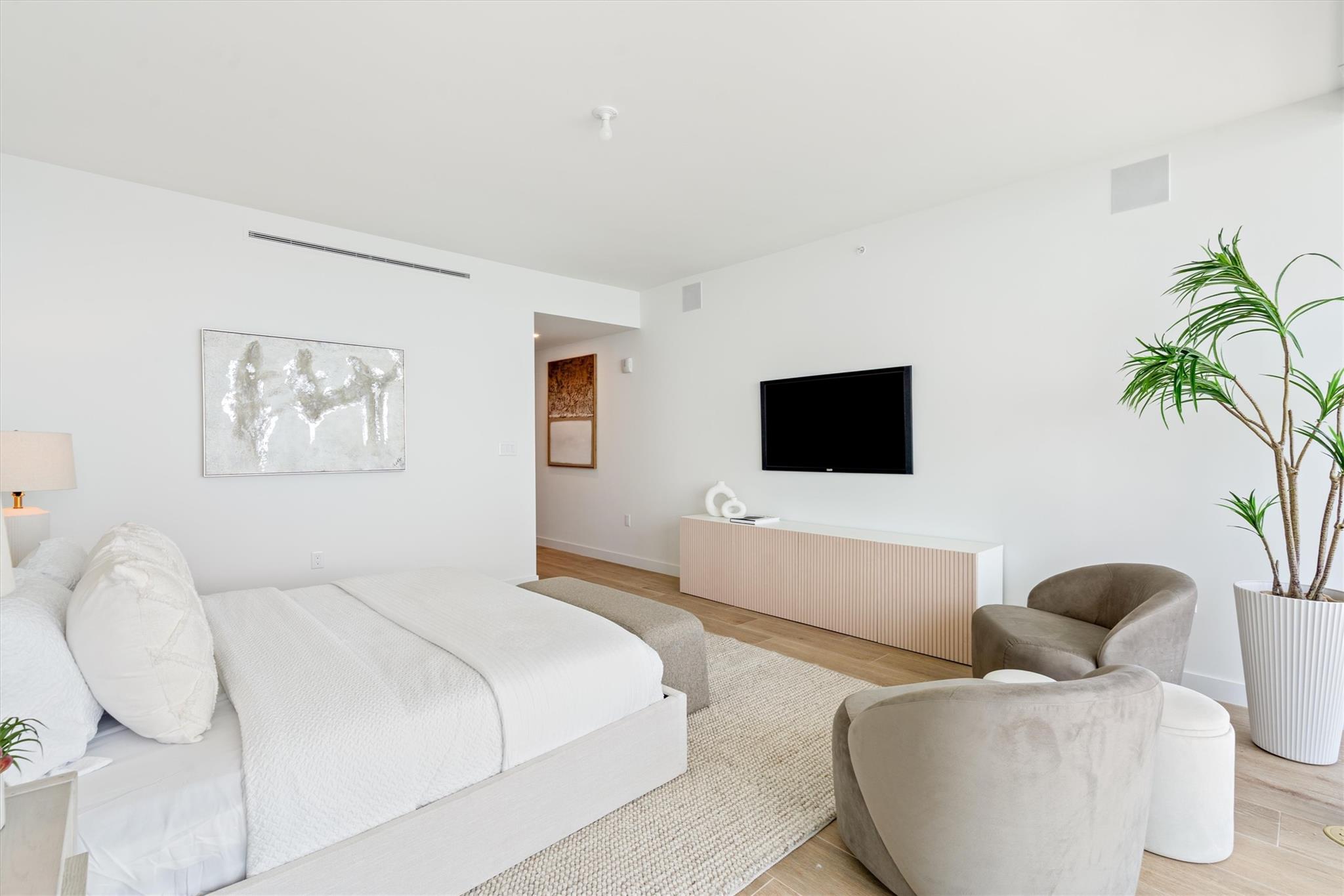 900 N Ocean Blvd #1702 Pompano Beach, FL 33062