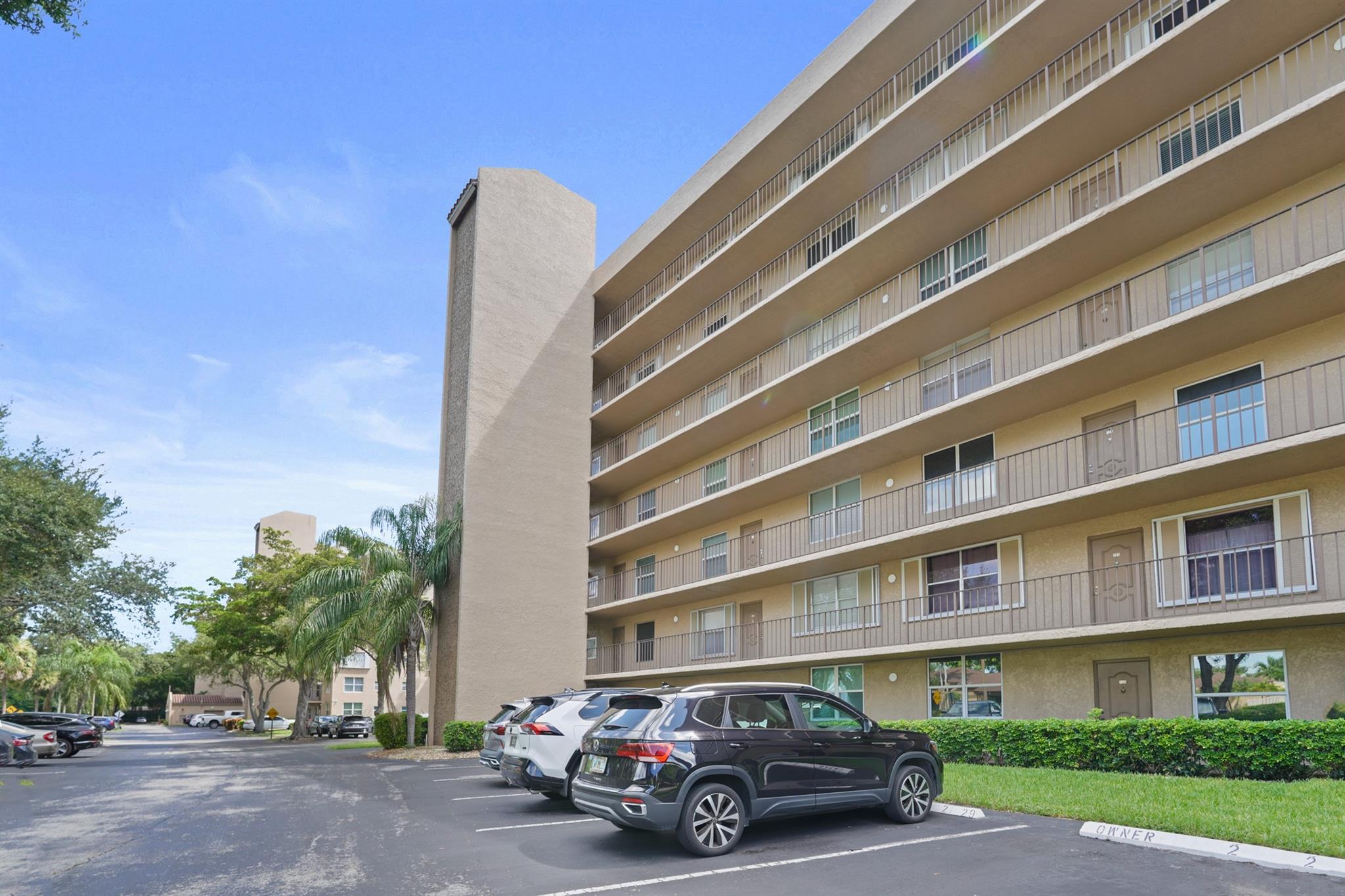 4550 NW 18th Ave #301