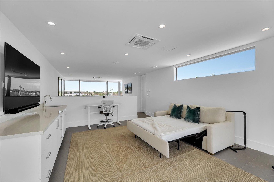 1730 SE 13th Fort Lauderdale, FL 33316