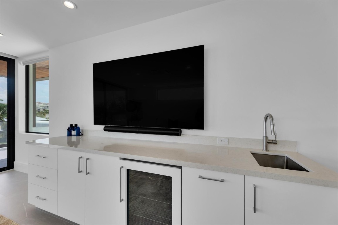 1730 SE 13th Fort Lauderdale, FL 33316