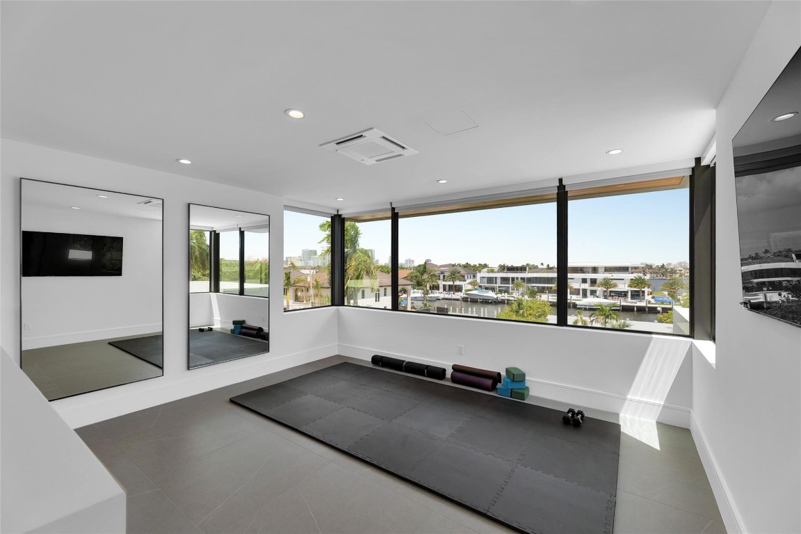 1730 SE 13th Fort Lauderdale, FL 33316