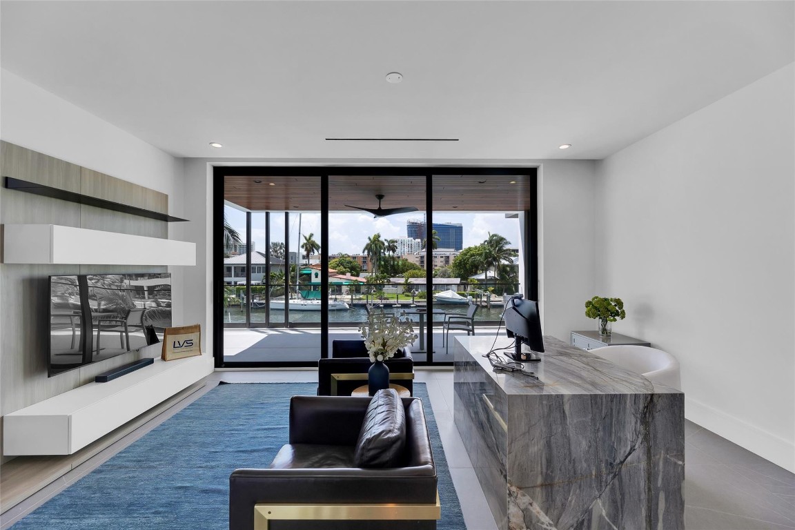 1730 SE 13th Fort Lauderdale, FL 33316