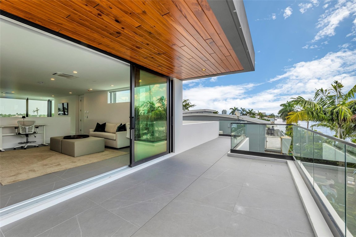 1730 SE 13th Fort Lauderdale, FL 33316