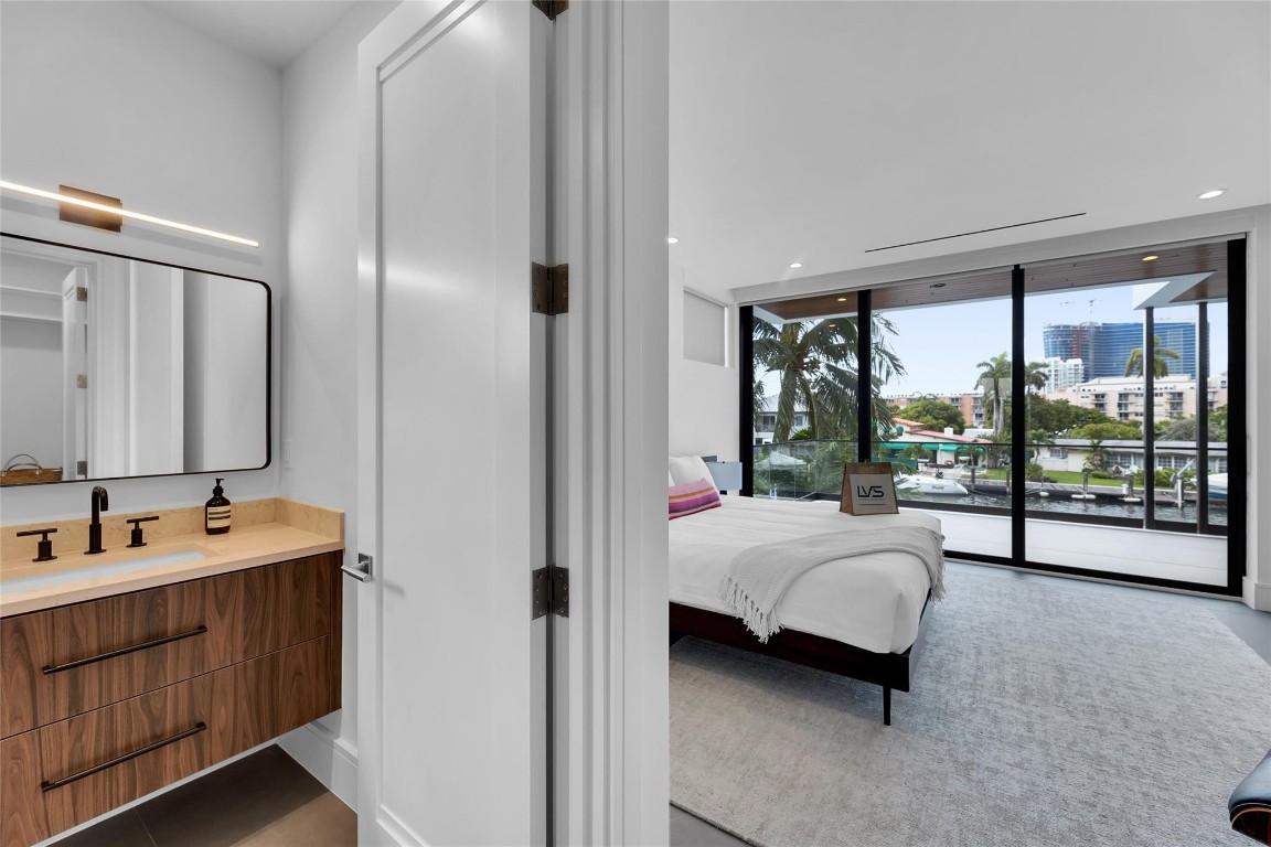 1730 SE 13th Fort Lauderdale, FL 33316