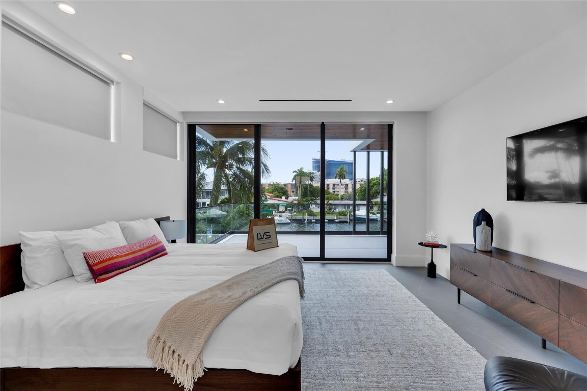 1730 SE 13th Fort Lauderdale, FL 33316