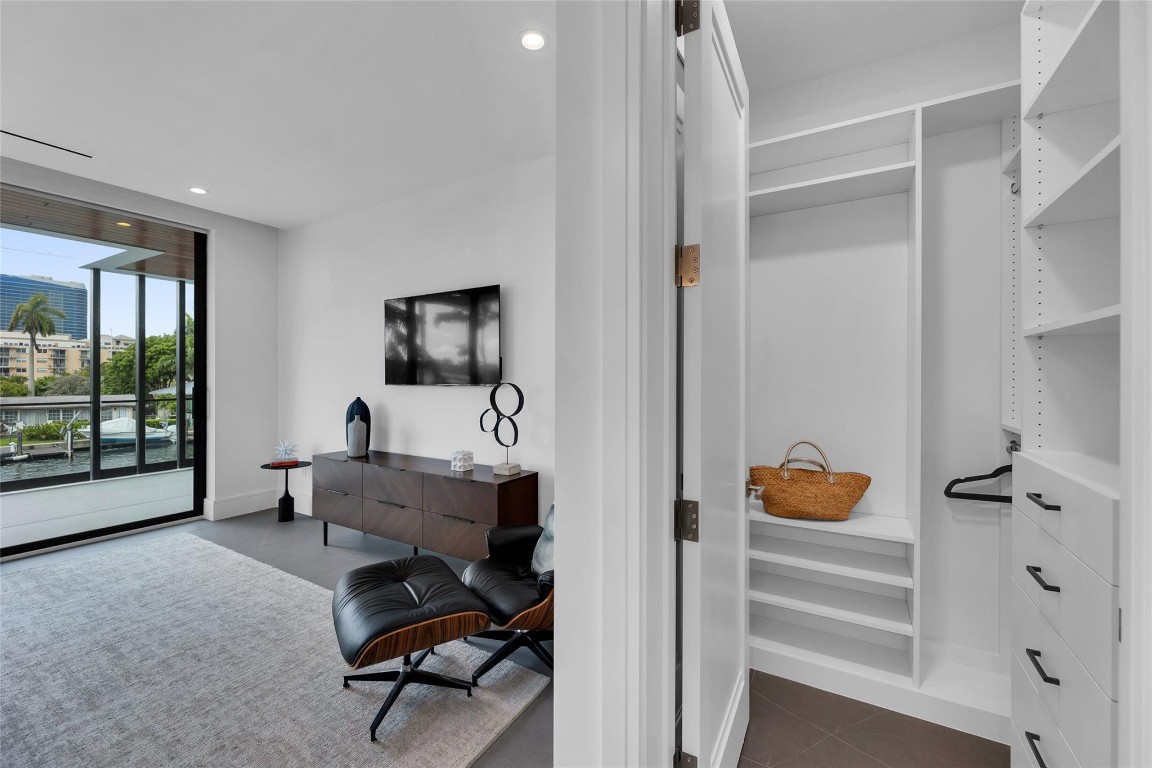 1730 SE 13th Fort Lauderdale, FL 33316