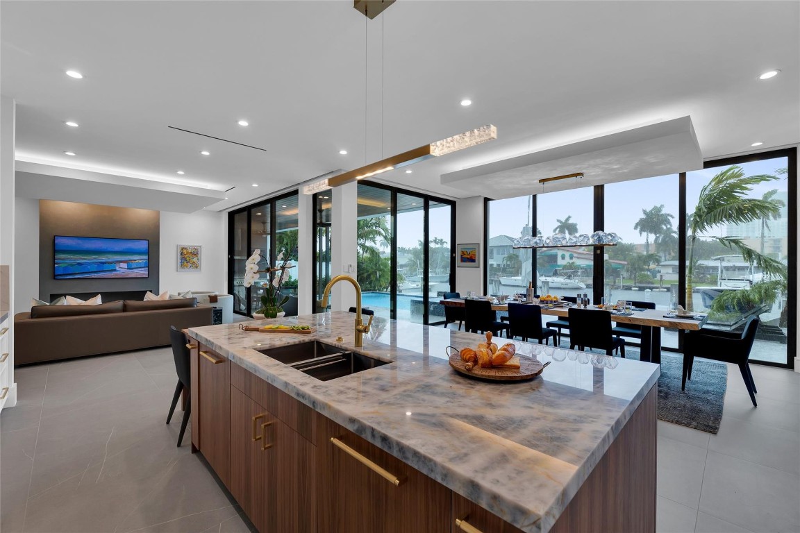 1730 SE 13th Fort Lauderdale, FL 33316