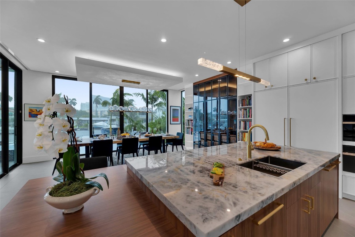 1730 SE 13th Fort Lauderdale, FL 33316