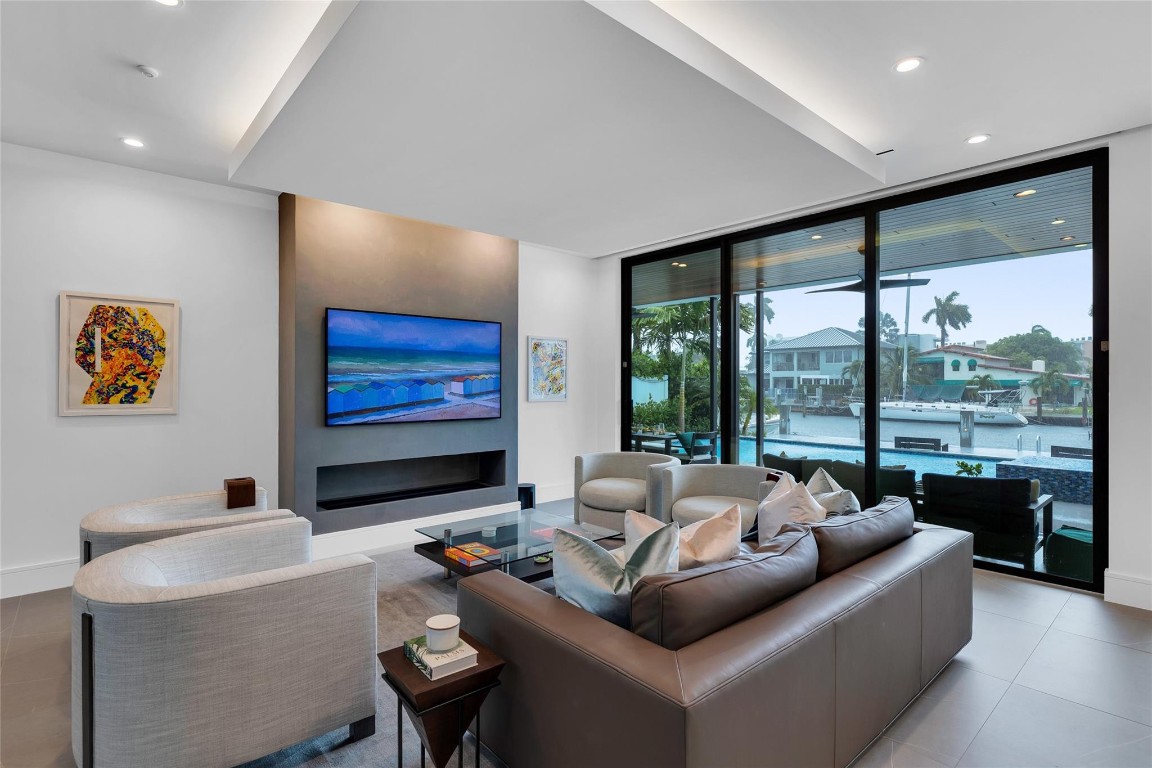 1730 SE 13th Fort Lauderdale, FL 33316