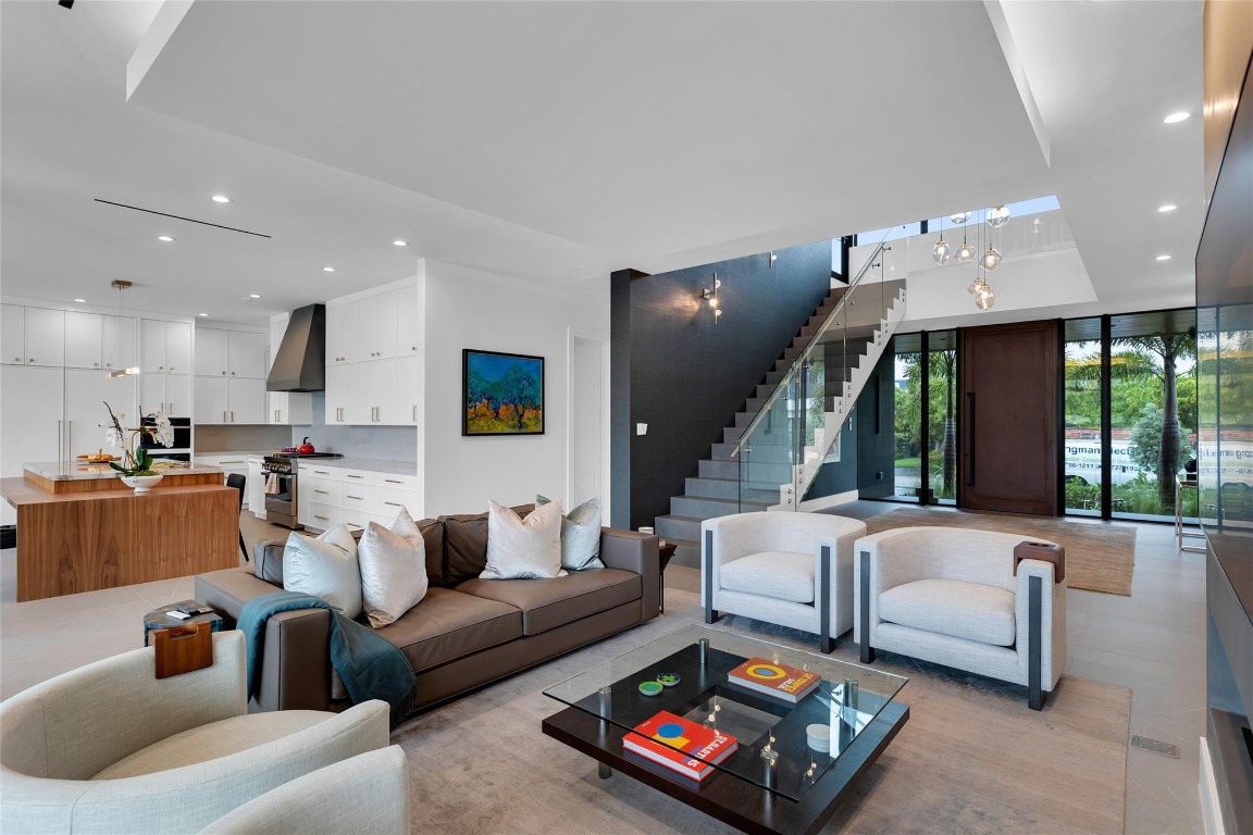 1730 SE 13th Fort Lauderdale, FL 33316